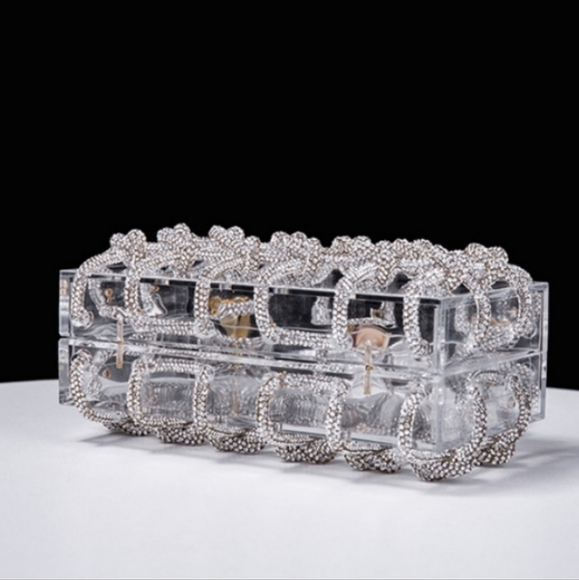 🦋NWT  Crossbody, Crystals  Shoulder bag - Picture 5 of 7